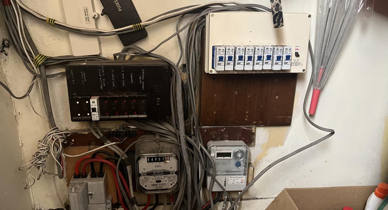 Earthing and Bonding Upgrade Electrician | Fairway Electrical (Bristol) Ltd